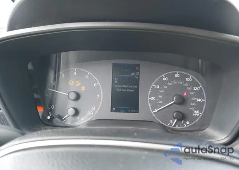 2025 Toyota Corolla Cross Le z USA, uszkodzony, nr VIN 7MUBAAAGXSV122331